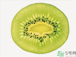 獼猴桃有酒味還能吃嗎？獼猴桃吃起來(lái)有股酒味