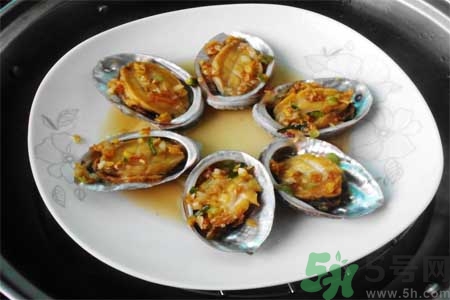 鮑魚的營養(yǎng)價(jià)值有哪些？鮑魚的藥用價(jià)值是什么？
