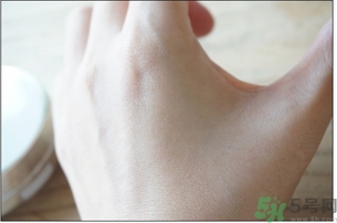秀雅韓氣墊bb使用方法 秀雅韓秘策紫斷金屬氣墊粉底怎么用？