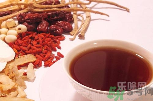 黃芪當歸可以泡水喝嗎？黃芪當歸泡水喝有什么功效？