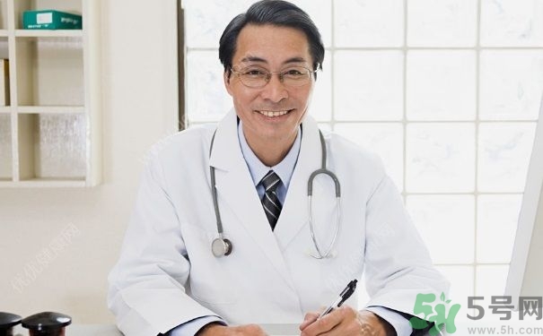 15歲還會得手足口病嗎？手足口病的癥狀有哪些？