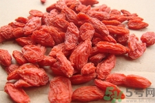 枸杞子泡酒可以壯陽嗎？枸杞子泡酒有副作用嗎？