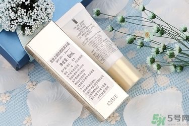 隔離霜用洗面奶能洗掉嗎？涂隔離霜需要卸妝嗎？