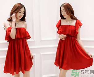 一字領的衣服怎么配內衣？一字領的衣服怎么穿內衣？