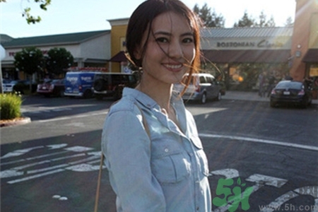襯衣怎么洗不皺？洗衣機(jī)如何洗襯衫不會(huì)皺？