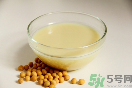 豆?jié){是堿性還是酸性？豆?jié){是涼性還是熱性？