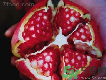 石榴里面發(fā)黑能不能吃？石榴發(fā)黑怎么辦？