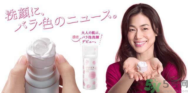 kanebo嘉娜寶玫瑰潔面乳怎么用？kanebo玫瑰洗面奶使用方法