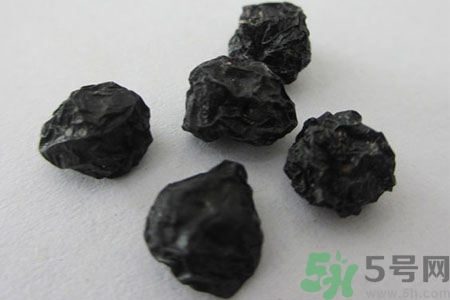 如何鑒別真假黑枸杞？黑枸杞價格多少？