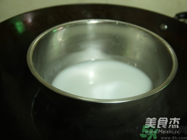 水晶月餅用的什么粉？水晶月餅的做法及配方