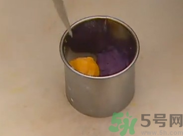 水晶月餅用的什么粉？水晶月餅的做法及配方