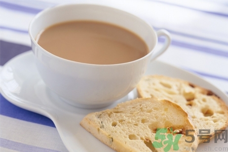 晚上喝奶茶會(huì)失眠嗎？晚上喝奶茶會(huì)不會(huì)失眠？