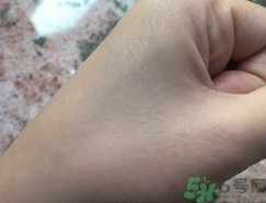 菲詩小鋪水光無瑕氣墊修顏乳怎么用？菲詩小鋪氣墊cc使用方法