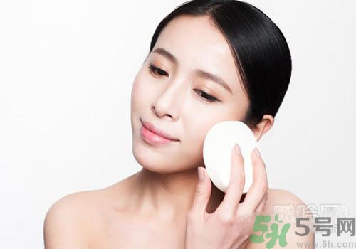 痘痘肌用什么護(hù)膚品好？痘痘肌護(hù)膚品推薦