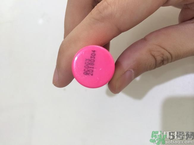夢(mèng)妝唇膏筆怎么用?夢(mèng)妝唇膏筆使用方法。