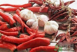 流鼻血不能吃什么食物？流鼻血吃什么好？