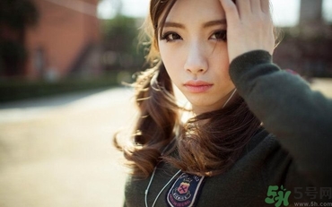 紋眉后多久恢復(fù)自然？紋眉多久能變得自得自然？