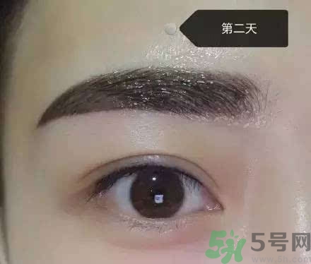 紋眉后多久恢復(fù)自然？紋眉多久能變得自得自然？