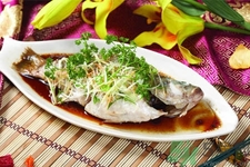 如何挑選新鮮魚？怎樣吃到不被污染的魚？