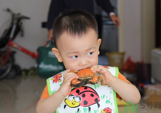 小孩吃螃蟹過敏怎么辦？小孩吃螃蟹過敏癥狀