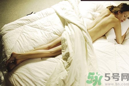 少女可以裸睡嗎？少女適合裸睡嗎？