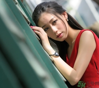 女性頭暈?zāi)垦Ｔ趺椿厥?？女性頭暈?zāi)垦Ｔ趺崔k？