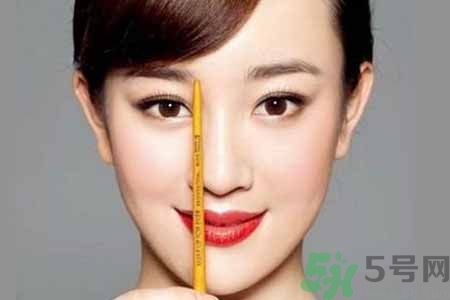 ?眉毛上可以涂生發(fā)液?jiǎn)?？眉毛涂生發(fā)水有副作用嗎？