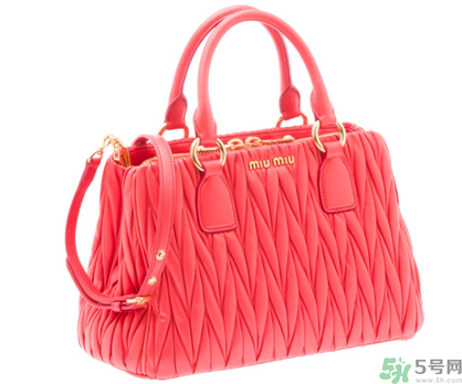 miumiu是哪個(gè)國(guó)家的牌子？miumiu是prada旗下的嗎？