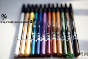 solone眼線筆怎么削？怎么推出來？