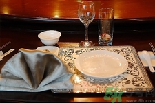 開水燙餐具能消毒嗎？高溫能消毒餐具嗎？