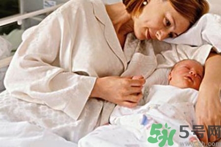 秋天怎么坐月子？秋天坐月子需要注意什么？