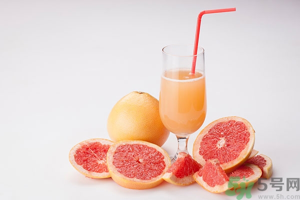 柚子能榨汁嗎？柚子和什么榨汁好喝？