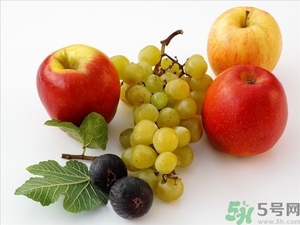 葡萄和蘋(píng)果可以一起吃嗎？葡萄和蘋(píng)果可以一起榨汁嗎？