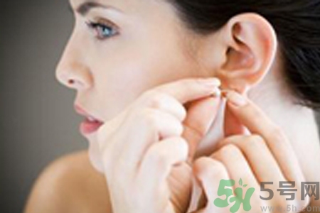 過敏體質(zhì)能打耳洞嗎？疤痕體質(zhì)可以穿耳洞嗎？