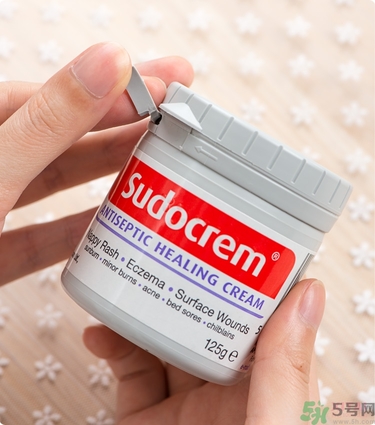 Sudocrem屁屁霜怎么用？sudocrem屁屁霜初生寶寶能用嗎？