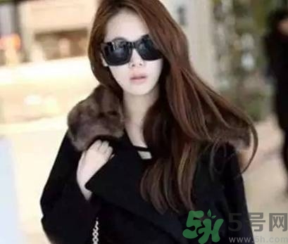 皮膚不白的人染什么顏色的頭發(fā)？頭發(fā)顏色怎么選擇？