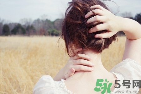 夏天曬黑了多久恢復(fù)？夏天曬黑了怎么白回來(lái)？