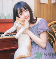 皮膚不白的人染什么顏色的頭發(fā)？頭發(fā)顏色怎么選擇？