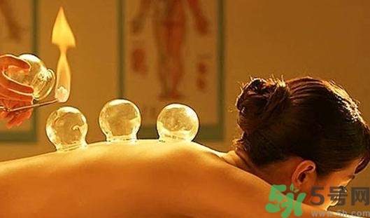 在家拔罐需要注意什么？在家拔罐幾天拔一次？