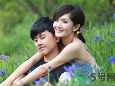 為什么男人喜歡姐弟戀？姐弟戀男人的心理