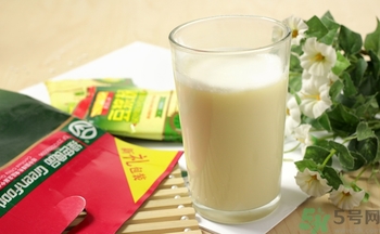 豆?jié){粉有營(yíng)養(yǎng)嗎？豆?jié){粉結(jié)塊還能喝嗎？