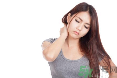 脖子疼可以刮痧嗎？脖子疼刮痧有用嗎？