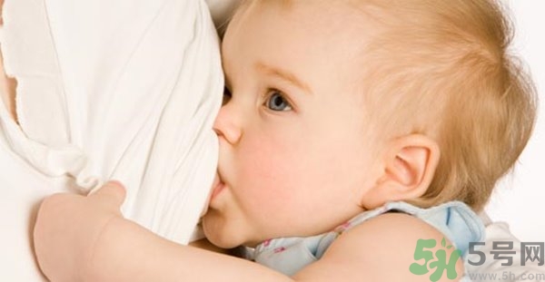 母乳喂養(yǎng)多久喂一次？母乳喂養(yǎng)注意事項