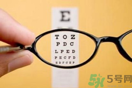 眼睛視力模糊是怎么回事？眼睛視力模糊是怎么辦？