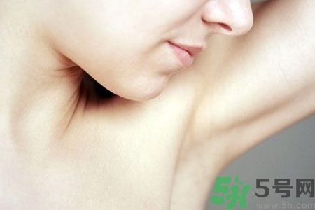 女人腋下不長毛怎么回事？女人腋下不長毛怎么辦？