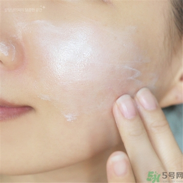 芭妮蘭夢(mèng)幻婚禮素顏霜怎么用？芭妮蘭素顏霜使用方法