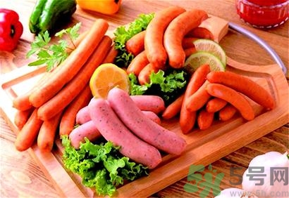 孕婦吃火腿腸好嗎？孕婦吃火腿腸對胎兒有影響嗎？