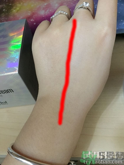 素顏霜和氣墊哪個好？素顏霜和氣墊bb哪個好？