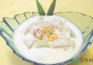 柿子和酸奶能一起吃嗎？柿子和酸奶能一起吃會中毒嗎？