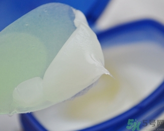 孕婦可以用凡士林嗎？孕婦可以用凡士林潤膚露嗎？